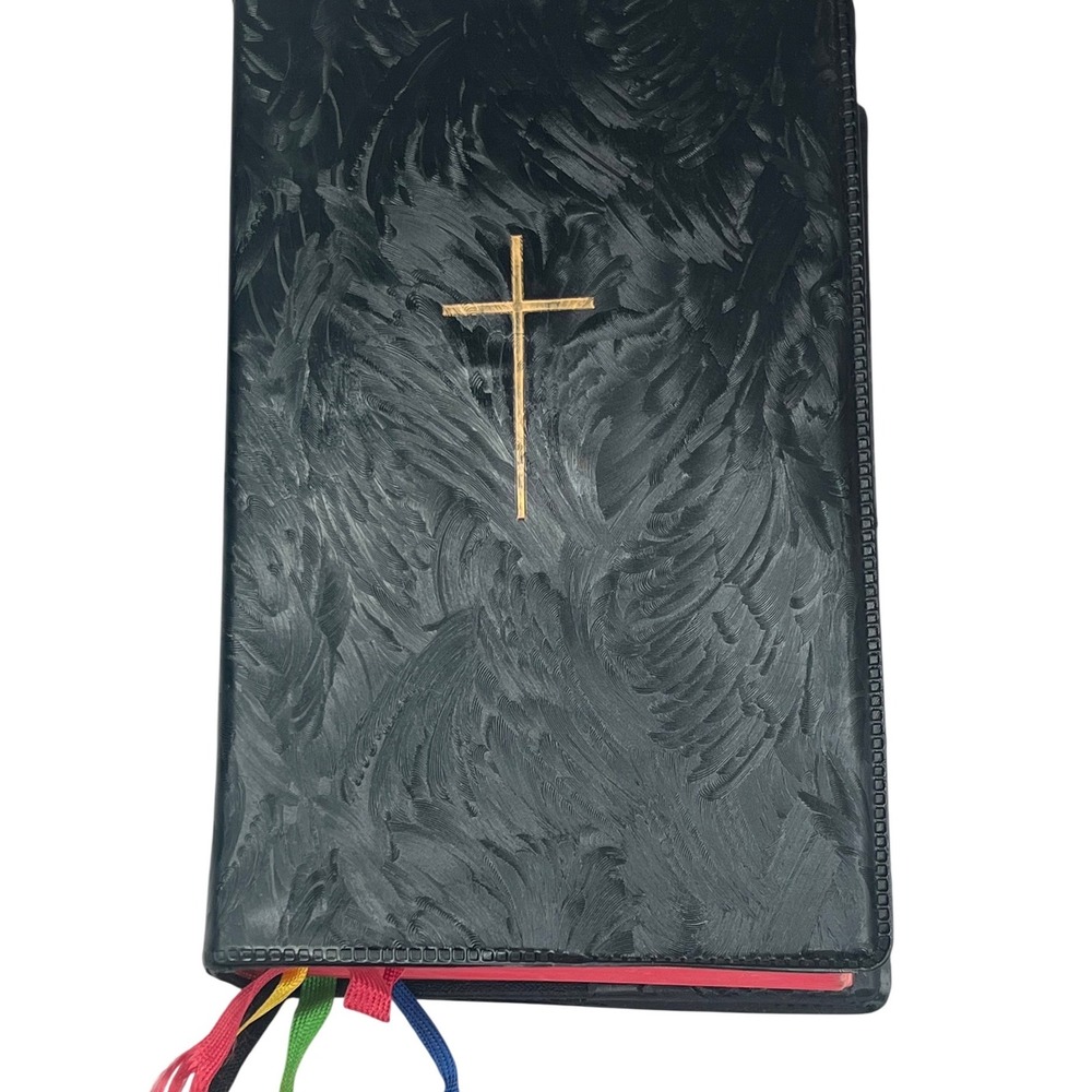 Vintage 1959 St Joseph Daily Missal Confraternity Catholic cover